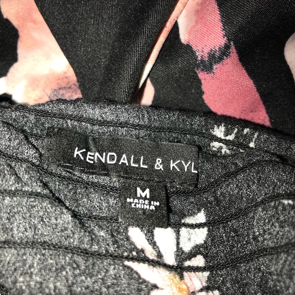 Top - Picture 3 of 3